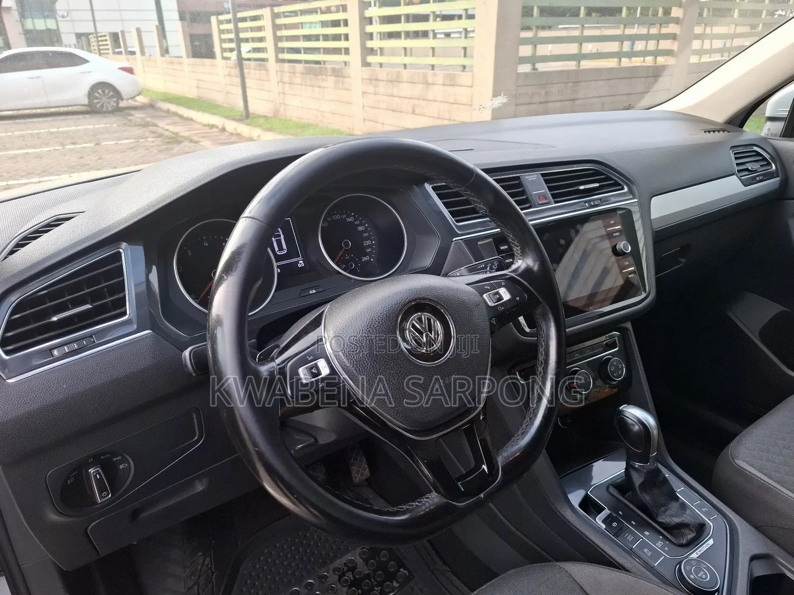 Volkswagen Tiguan 2.0T SE 2021 White