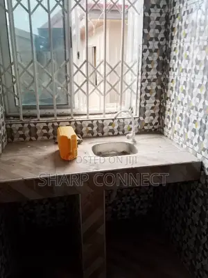 1bdrm Apartment in Sharp-Connect., Adade for rent