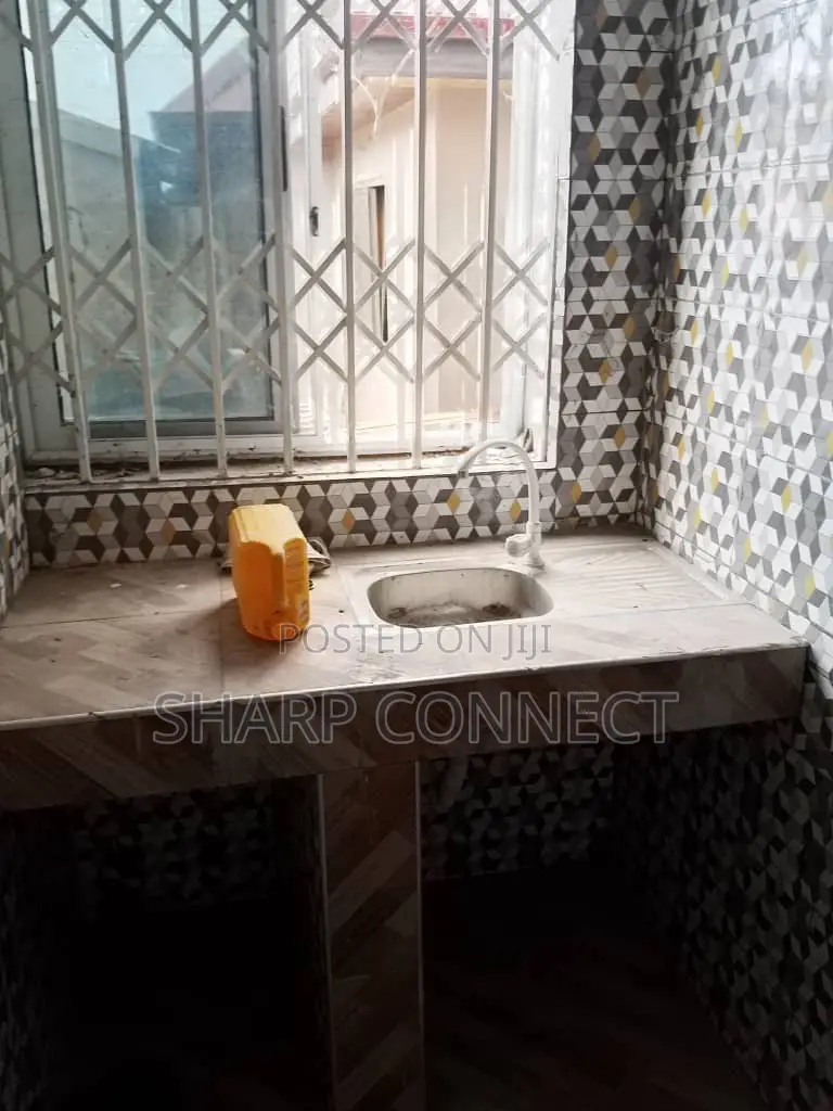 1bdrm Apartment in Sharp-Connect., Adade for rent
