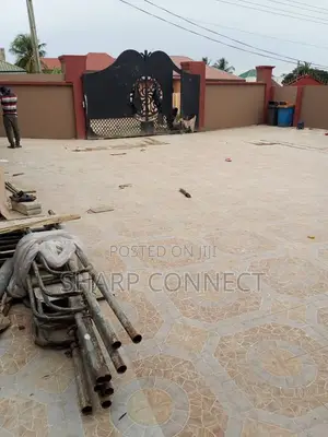 1bdrm Apartment in Sharp-Connect., Adade for rent