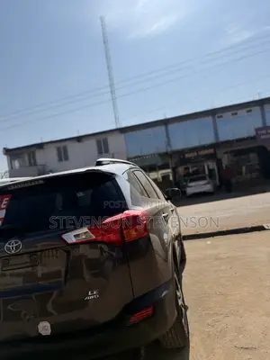 Toyota RAV4 LE 4dr SUV AWD (2.5L 4cyl 6A) 2015 Gray