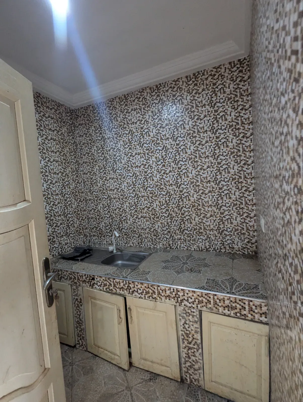 1bdrm Apartment in Pokuase for rent