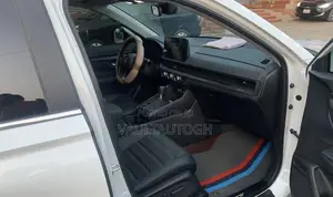 Honda CR-V 2025 White