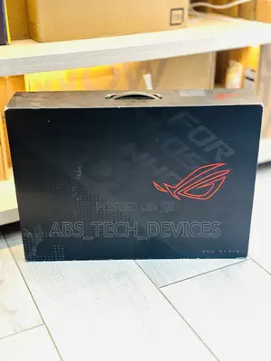 New Laptop Asus ROG Strix G17 16GB AMD Ryzen 9 SSD 1T