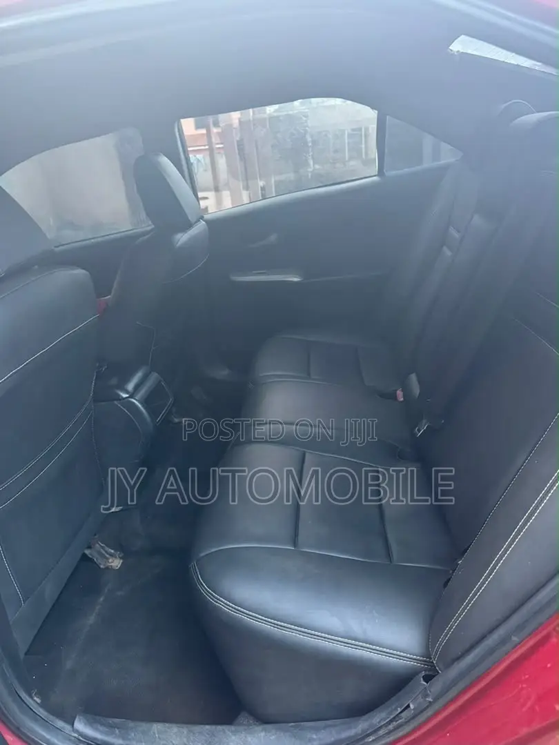 Toyota Camry 2014 Red