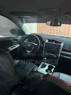 Toyota Camry 2014 Red