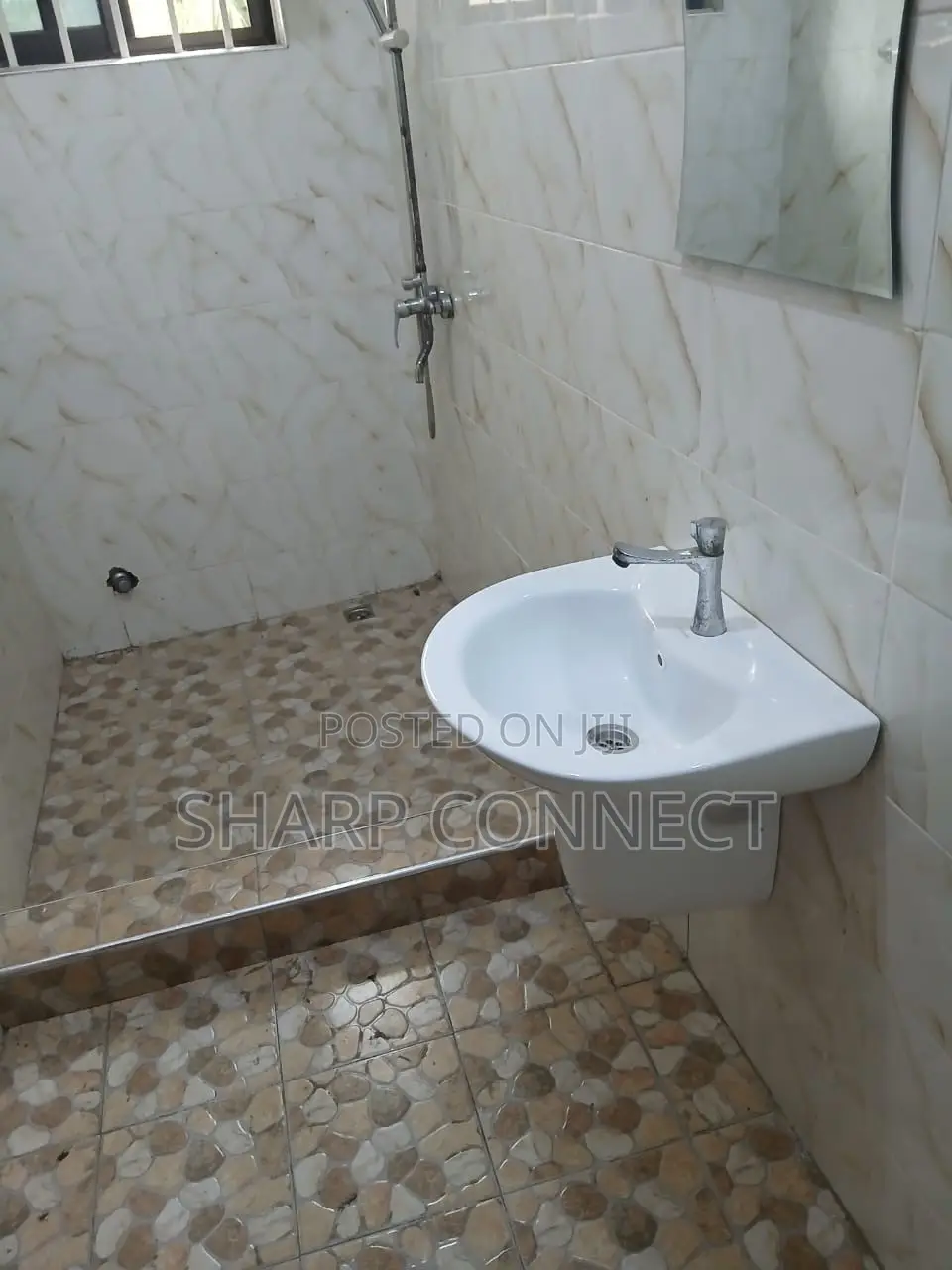 4bdrm House in Sharp-Connect., Millenium City for rent
