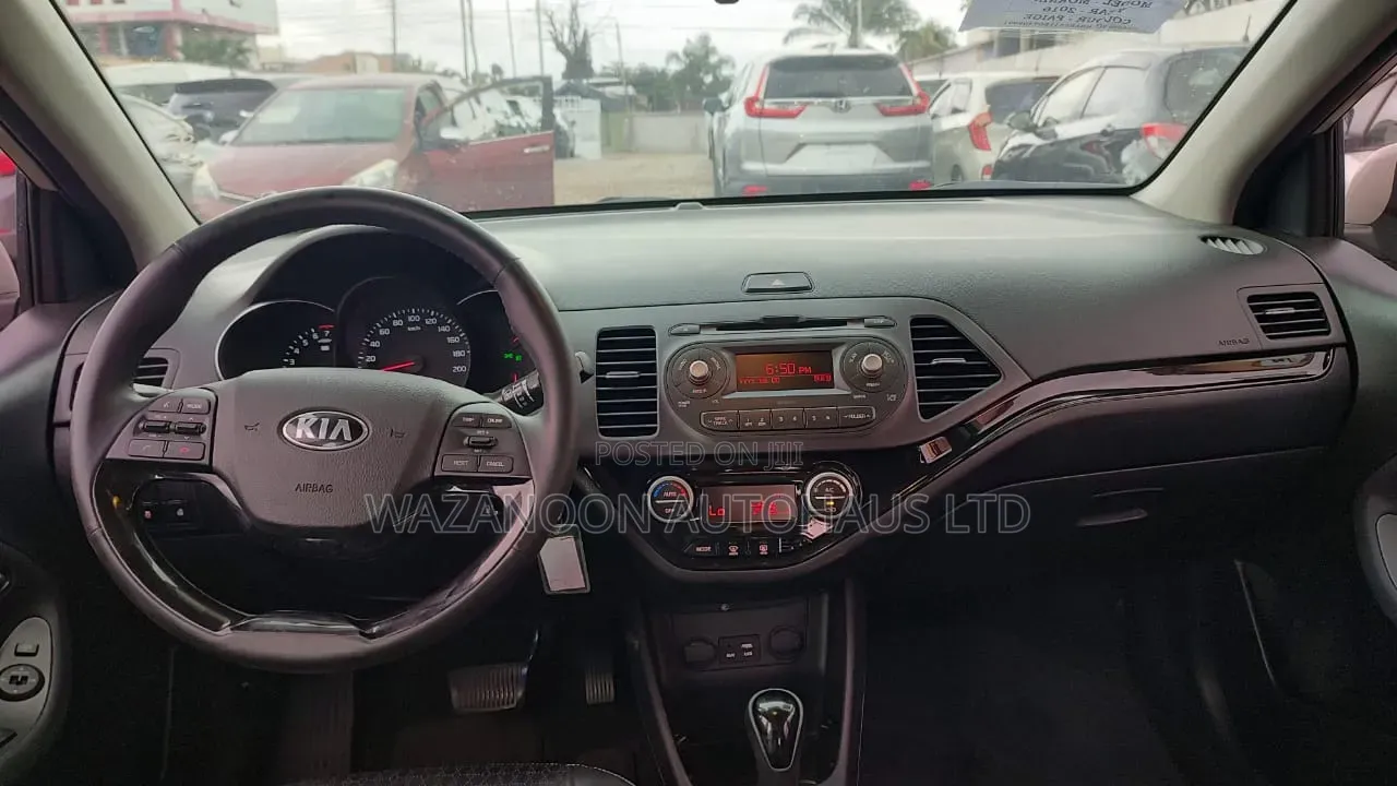 Kia Morning 2017 Off white