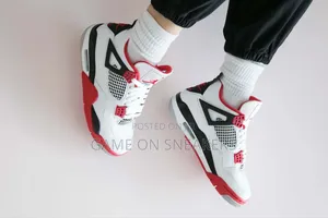 Air Jordan 4 Retro "Fire Red"