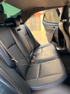 Toyota Corolla XSE 4dr Sedan (1.8L 4cyl CVT) 2017 Gray