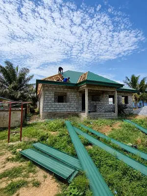Green Self Lock Roof, Premium Look!