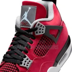 Air Jordan 4 Retro "Toro Bravo"