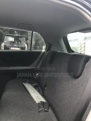 Toyota Vitz 2010 Black