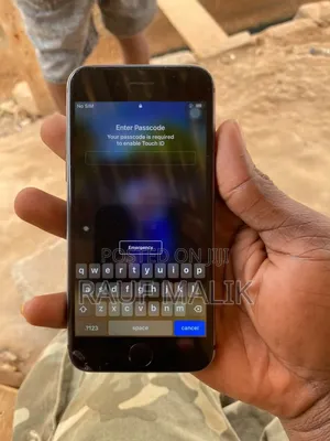 Apple iPhone 8 64 GB Black