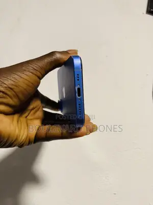 Apple iPhone 16 128 GB Blue