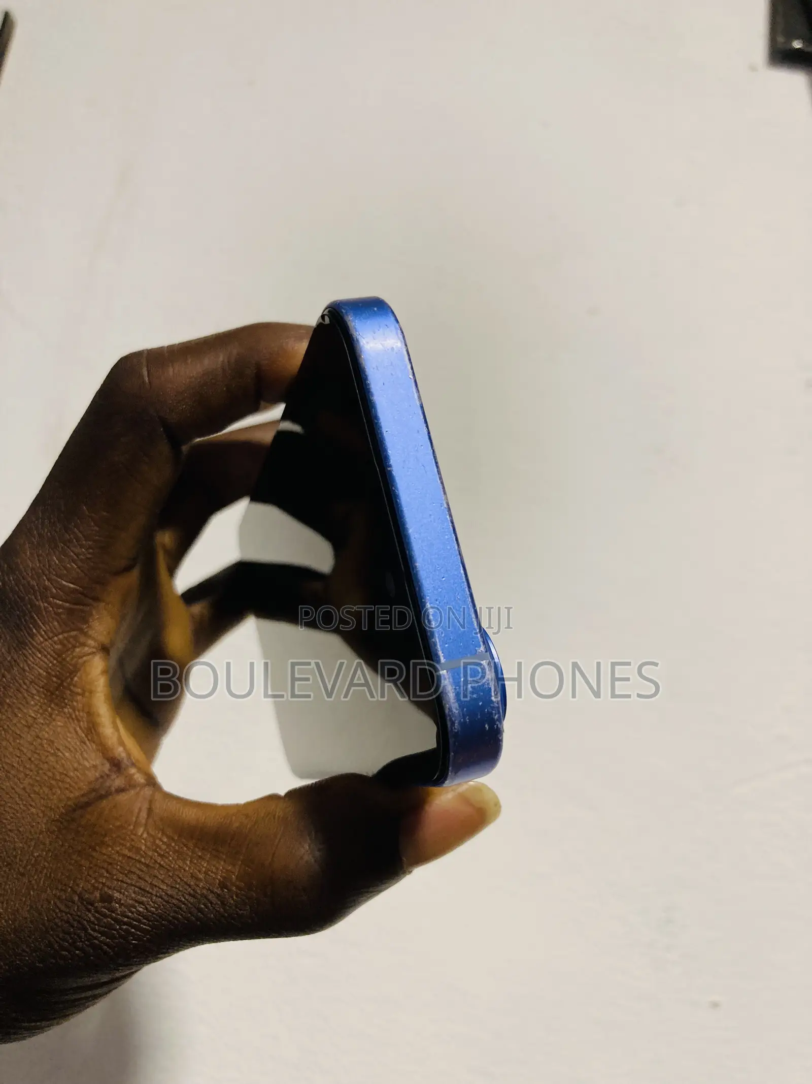 Apple iPhone 16 128 GB Blue