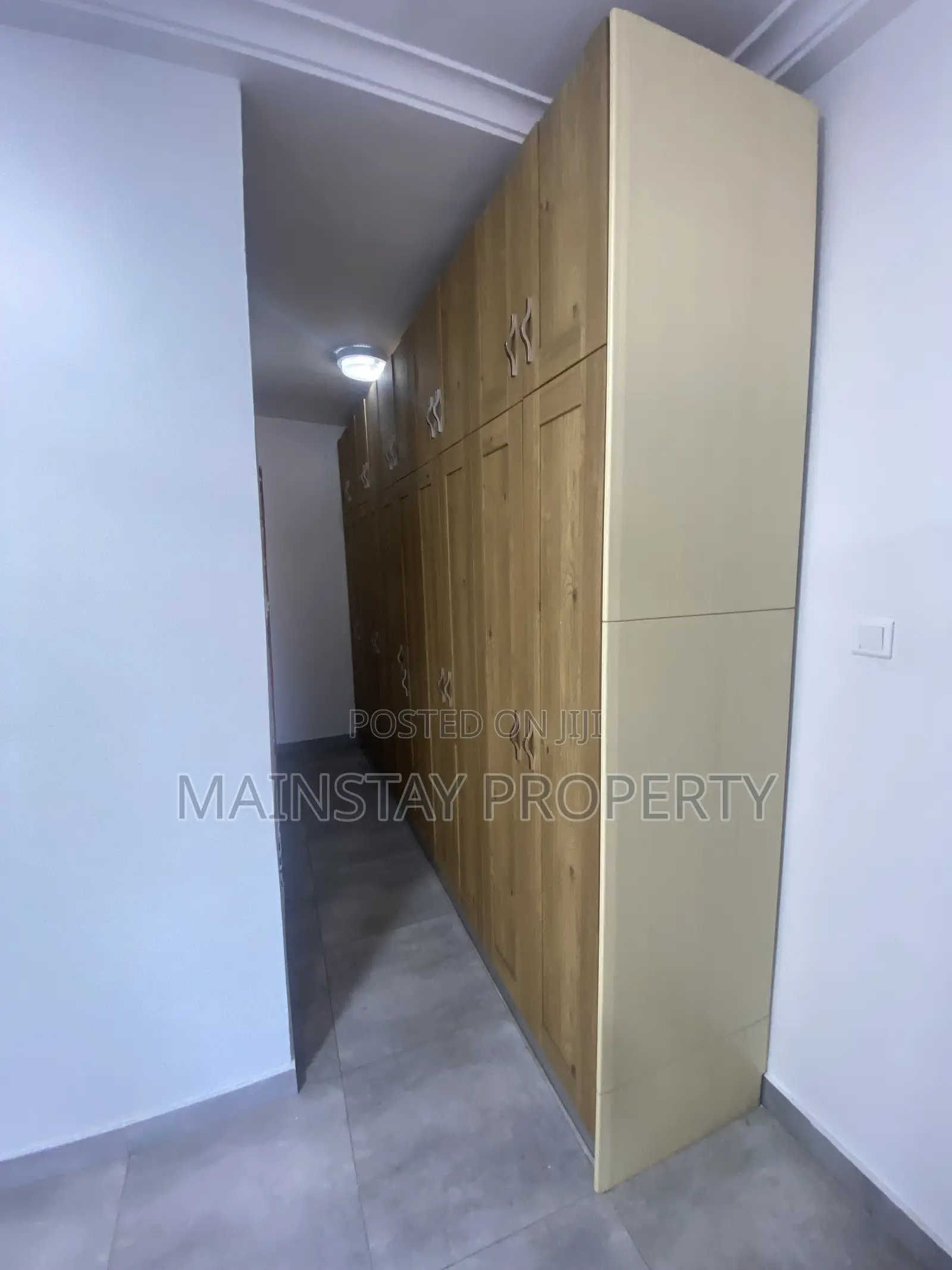 3bdrm House in Mainstay Estates, Airport Residential Area for rent