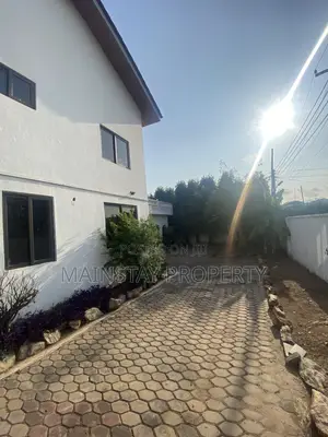 7bdrm House in Mainstay Estates, Airport Residential Area for rent