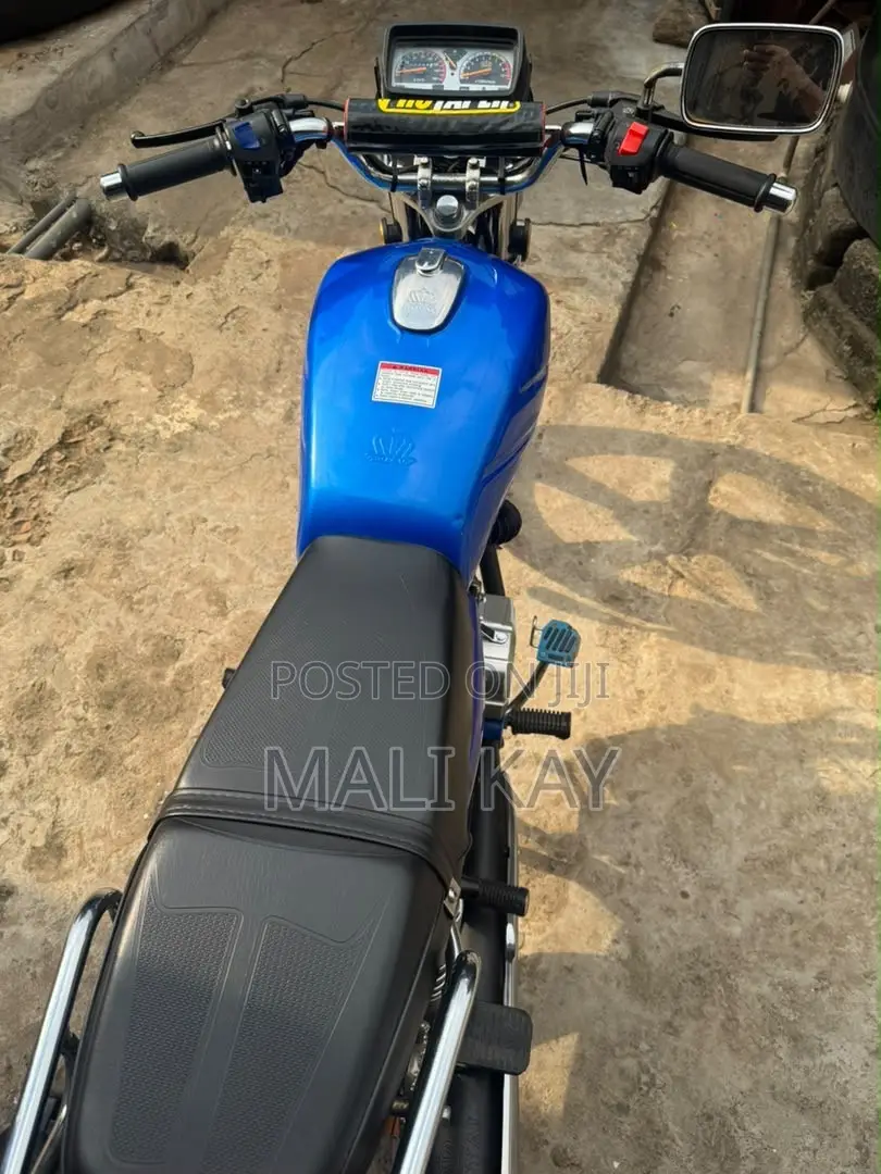New Royal Motorcycle 2026 Blue
