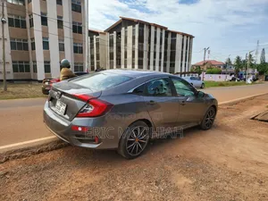 Honda Civic LX 4dr Sedan (2.0L 4cyl) 2016 Gray