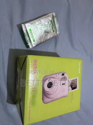 Fujifilm Instax Mini 12