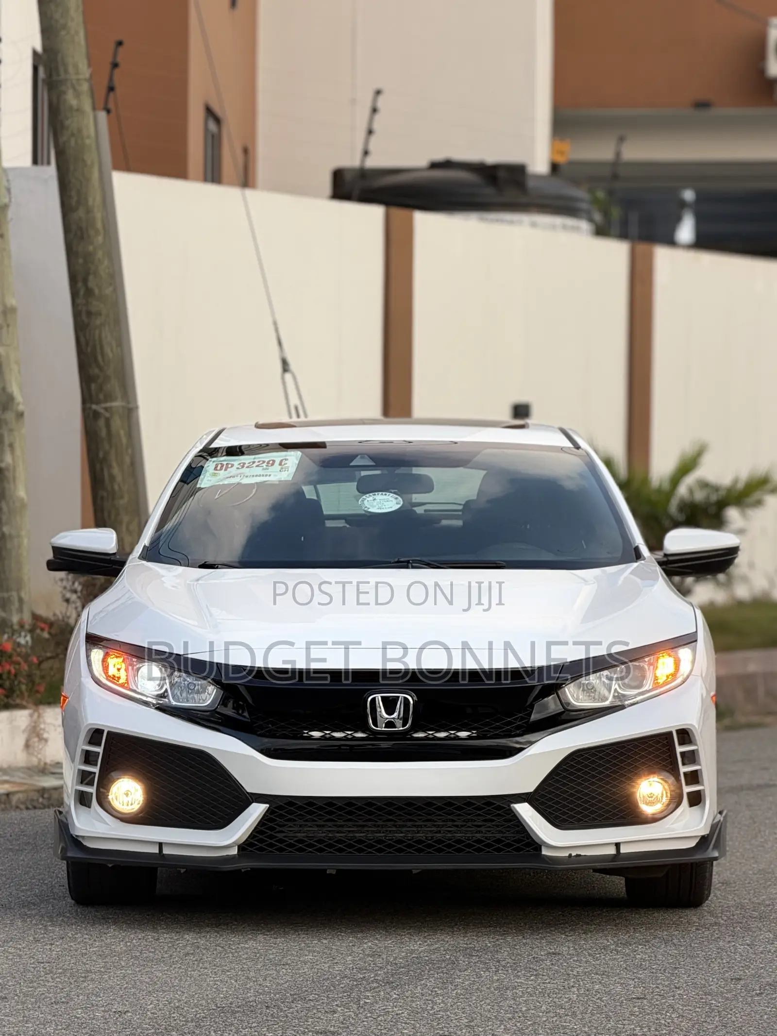 Honda Civic EX Hatchback 2019 White