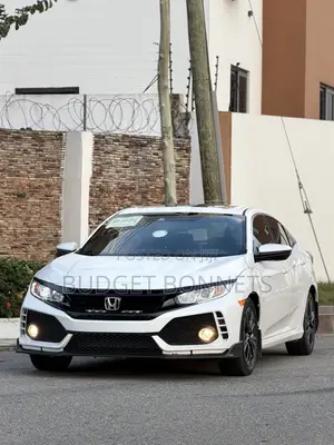 Honda Civic EX Hatchback 2019 White