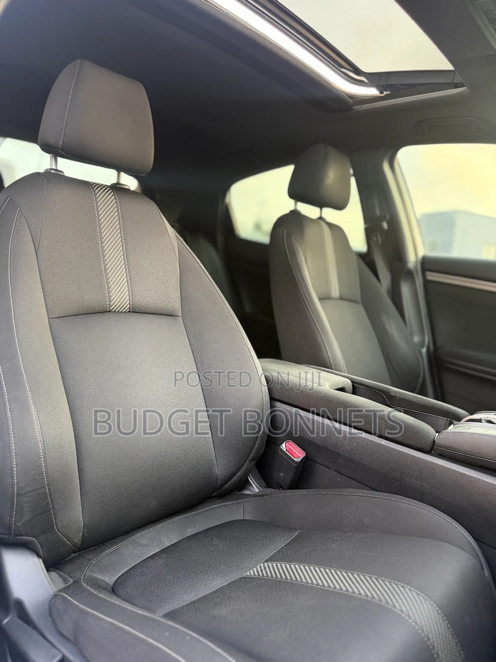 Honda Civic EX Hatchback 2019 White