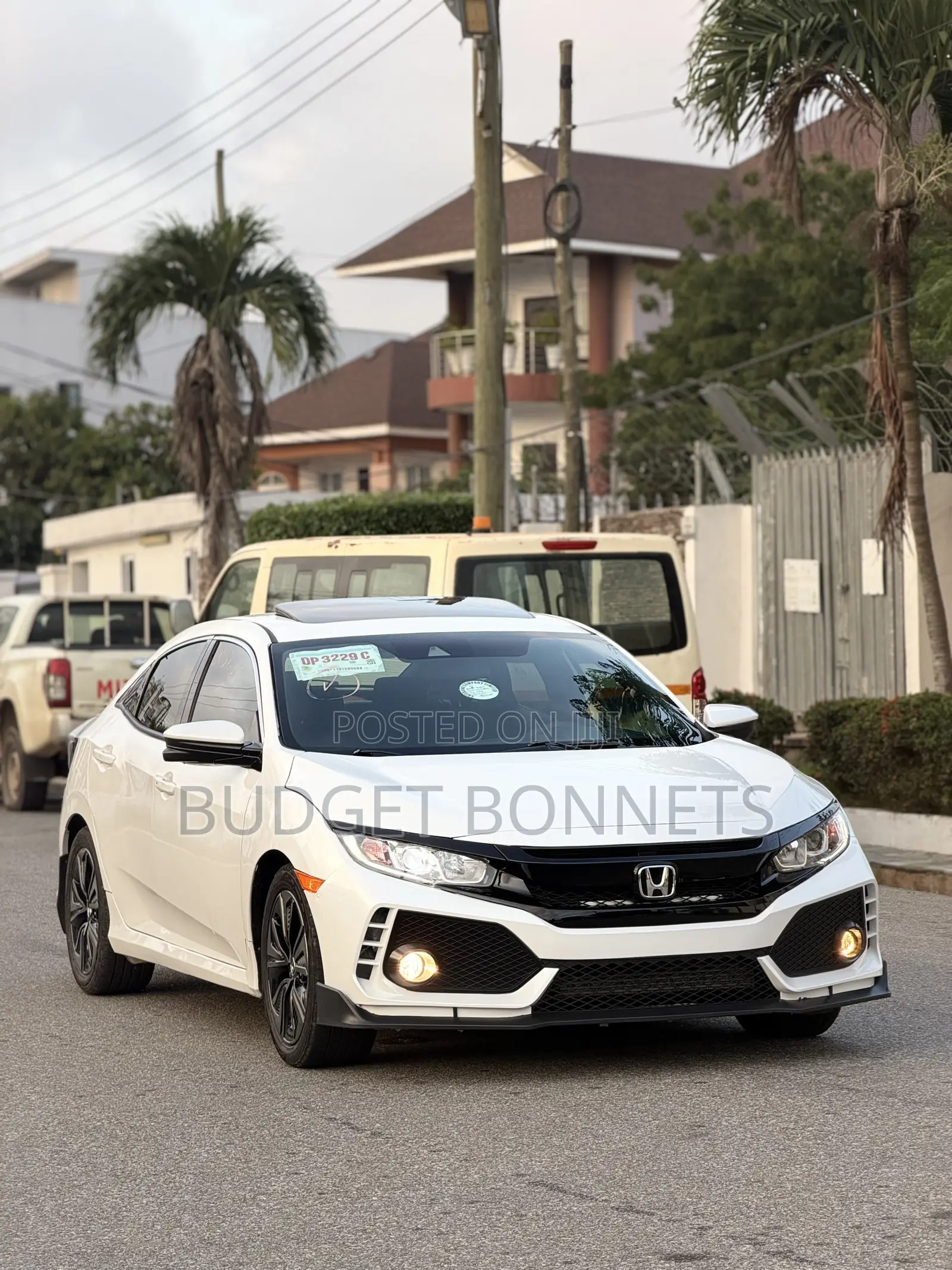 Honda Civic EX Hatchback 2019 White