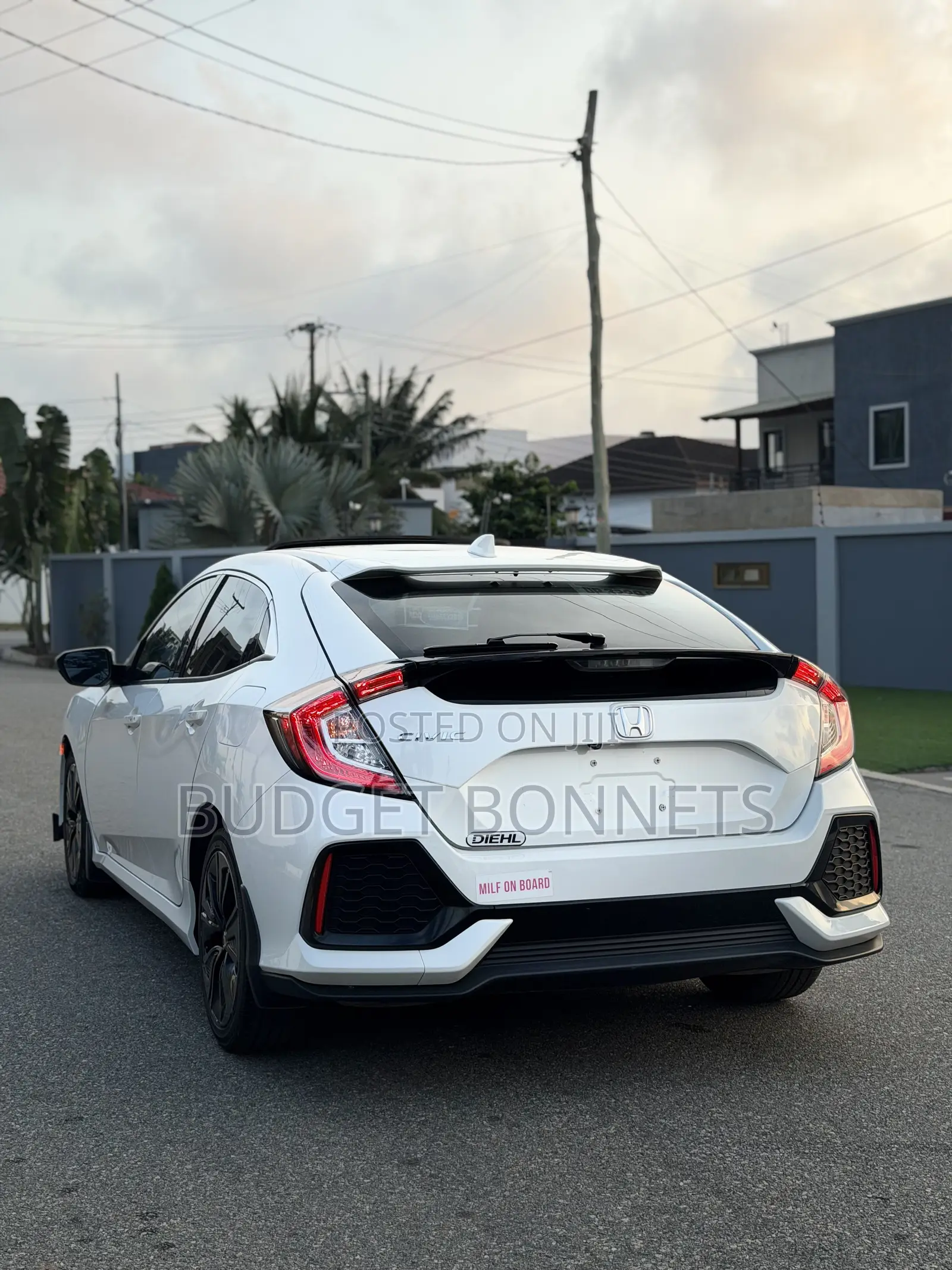 Honda Civic EX Hatchback 2019 White