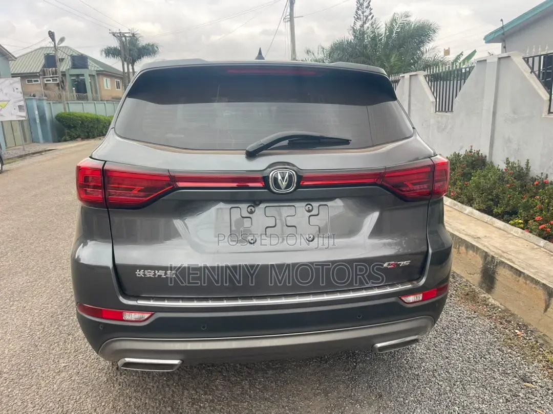 Changan CS75 2022 Gray