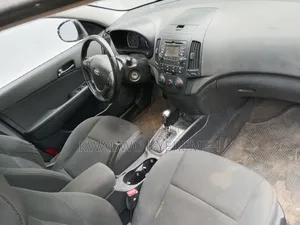 Hyundai Elantra 2.0 2009 Silver