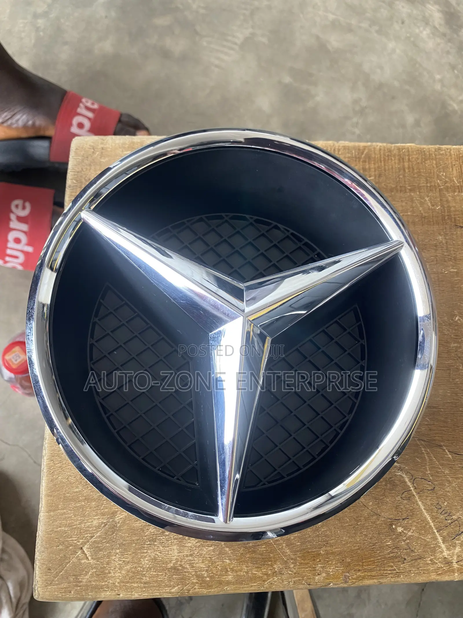 Mercedes Benz GLC-300 Front Bumper Crown