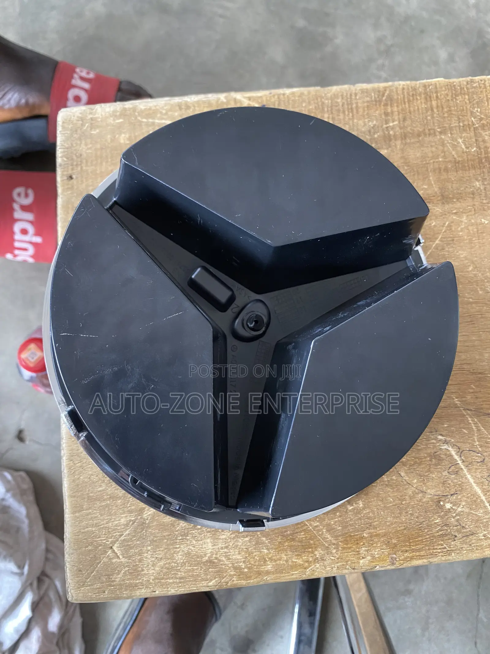 Mercedes Benz GLC-300 Front Bumper Crown