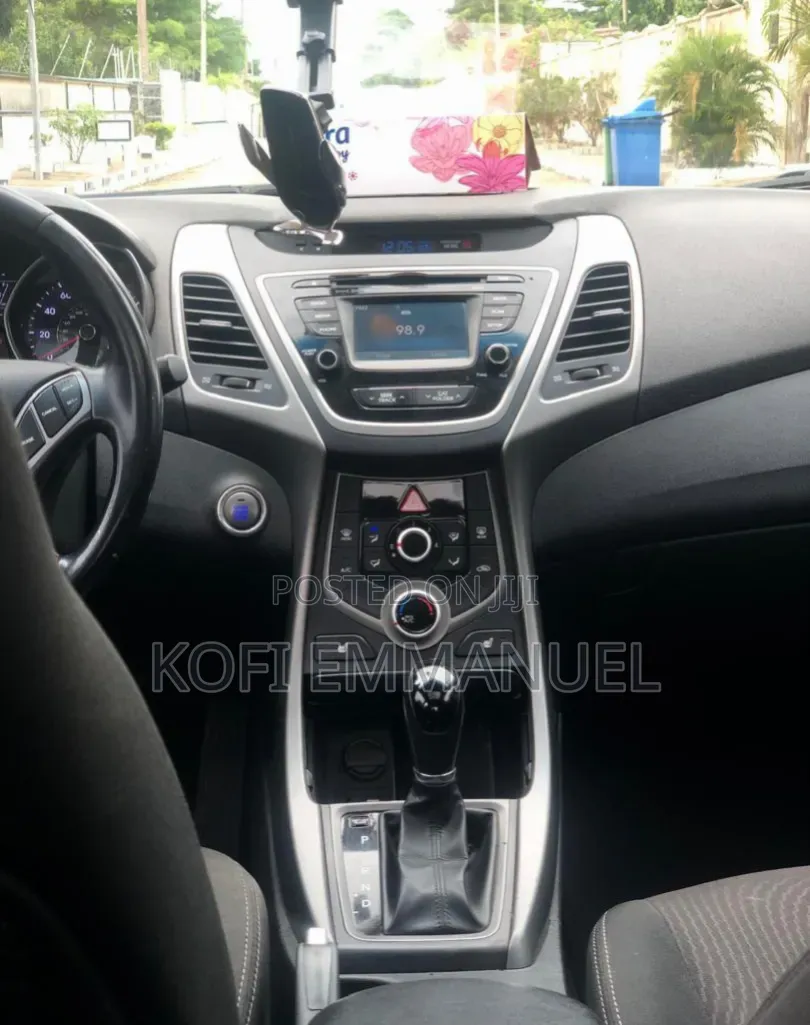 Hyundai Elantra 2015 Gray
