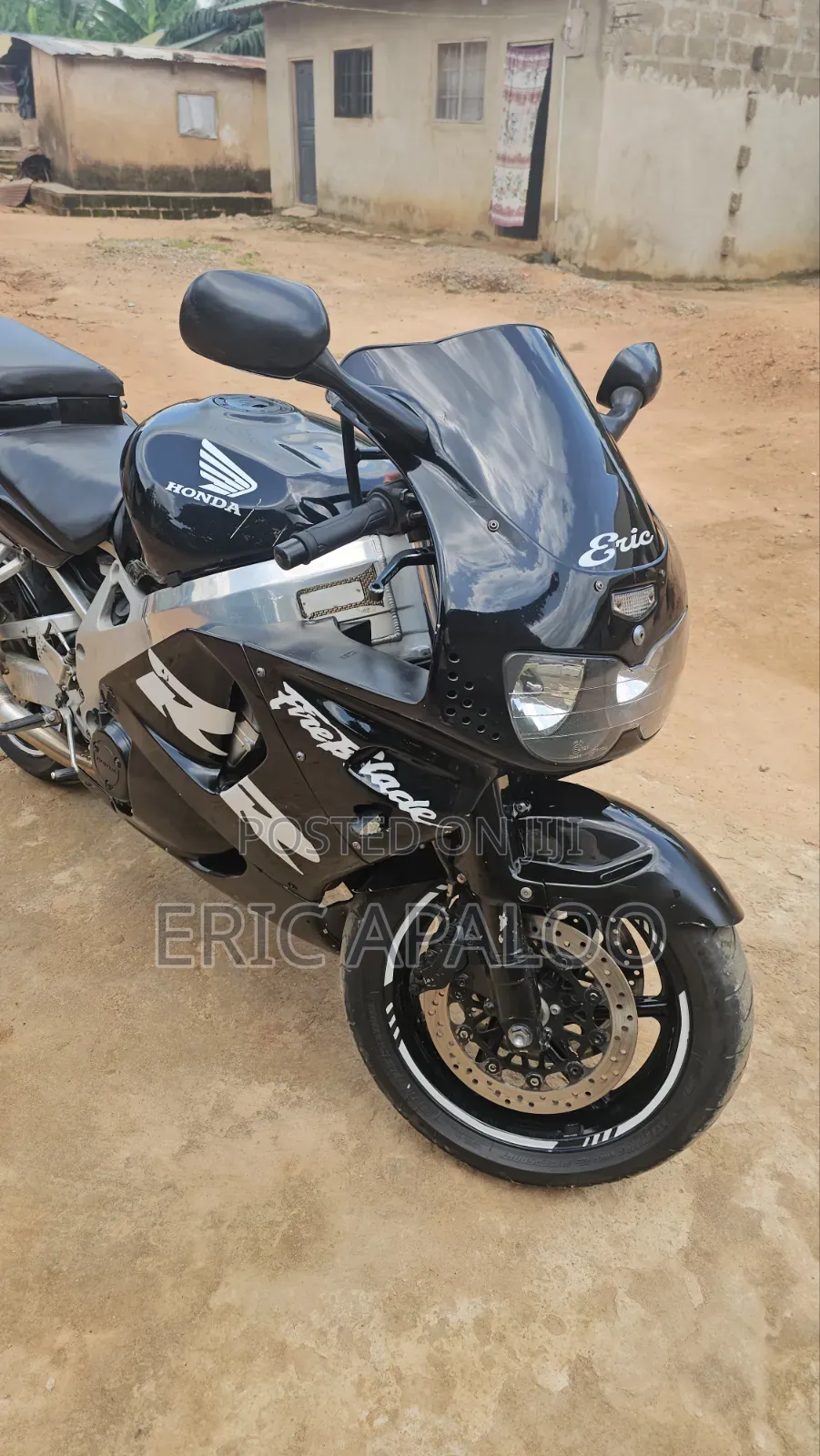 Honda CBR 2000 Black