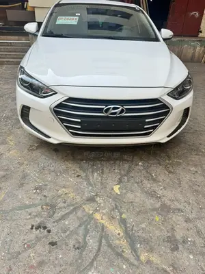 Hyundai Avante 2017 White