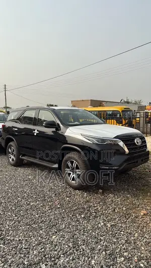 New Toyota Fortuner 2025 Black