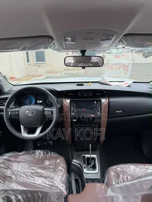 New Toyota Fortuner 2025 Black
