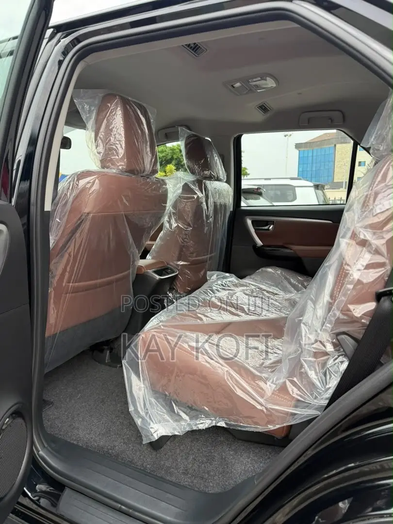 New Toyota Fortuner 2025 Black