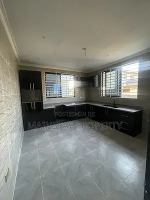 5bdrm House in Mainstay Estates, Spintex for sale