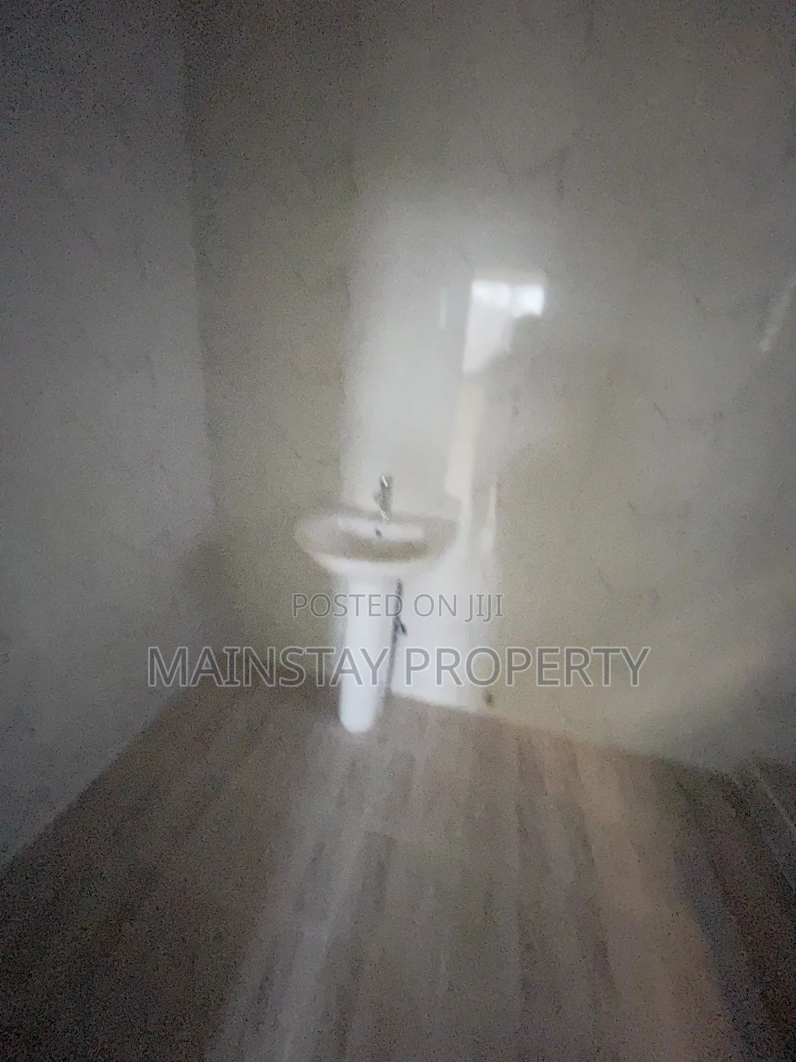 5bdrm House in Mainstay Estates, Spintex for sale