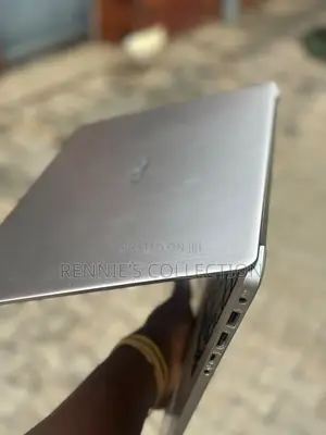 Laptop Asus Vivobook S 15 16GB Intel Core i7 HDD+SSD 1T