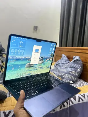 Laptop Apple MacBook Air 2022 M2 8GB Apple M2 HDD 256GB