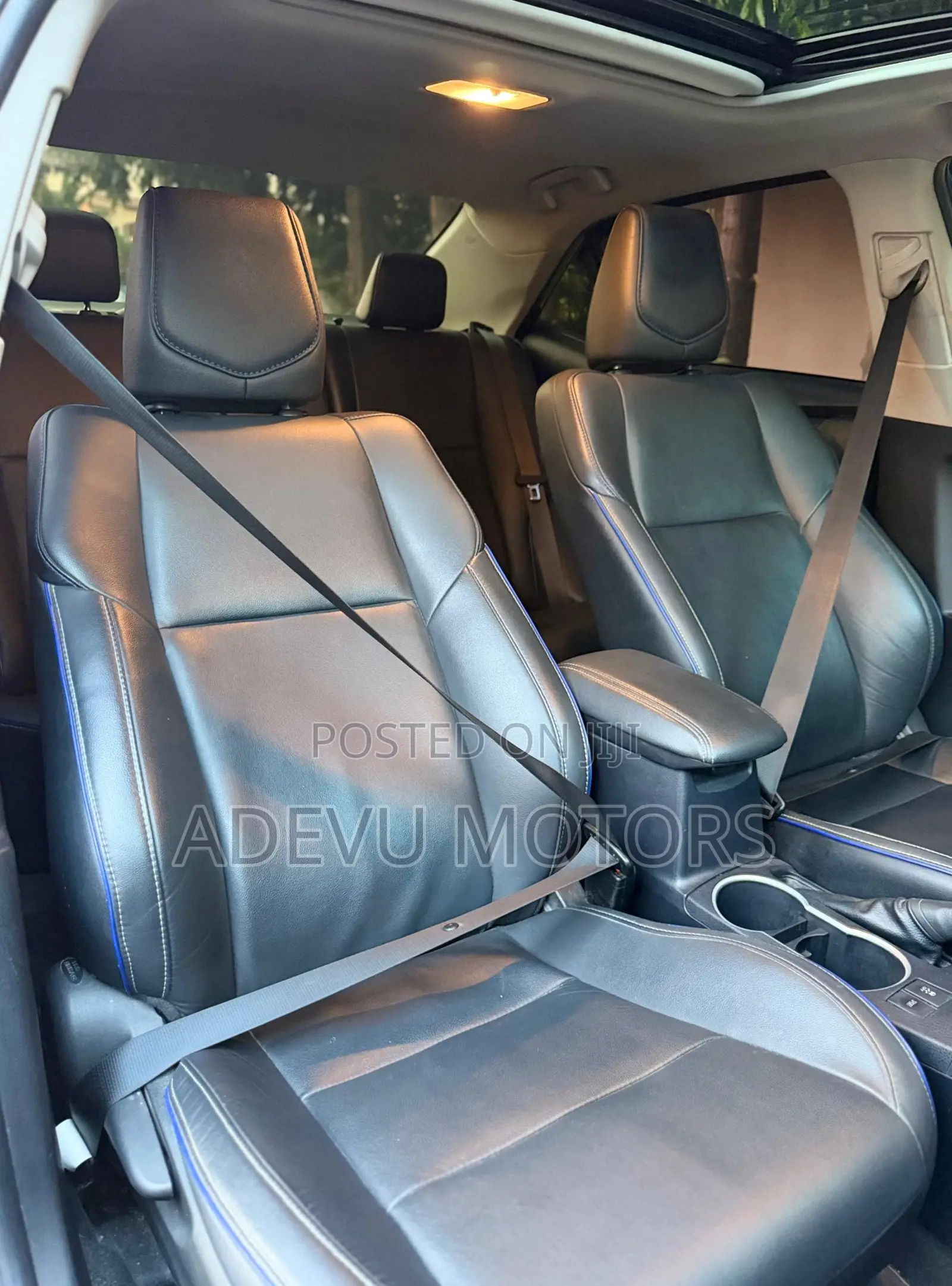 Toyota Corolla XSE (1.8L 4cyl 2A) 2018 Blue