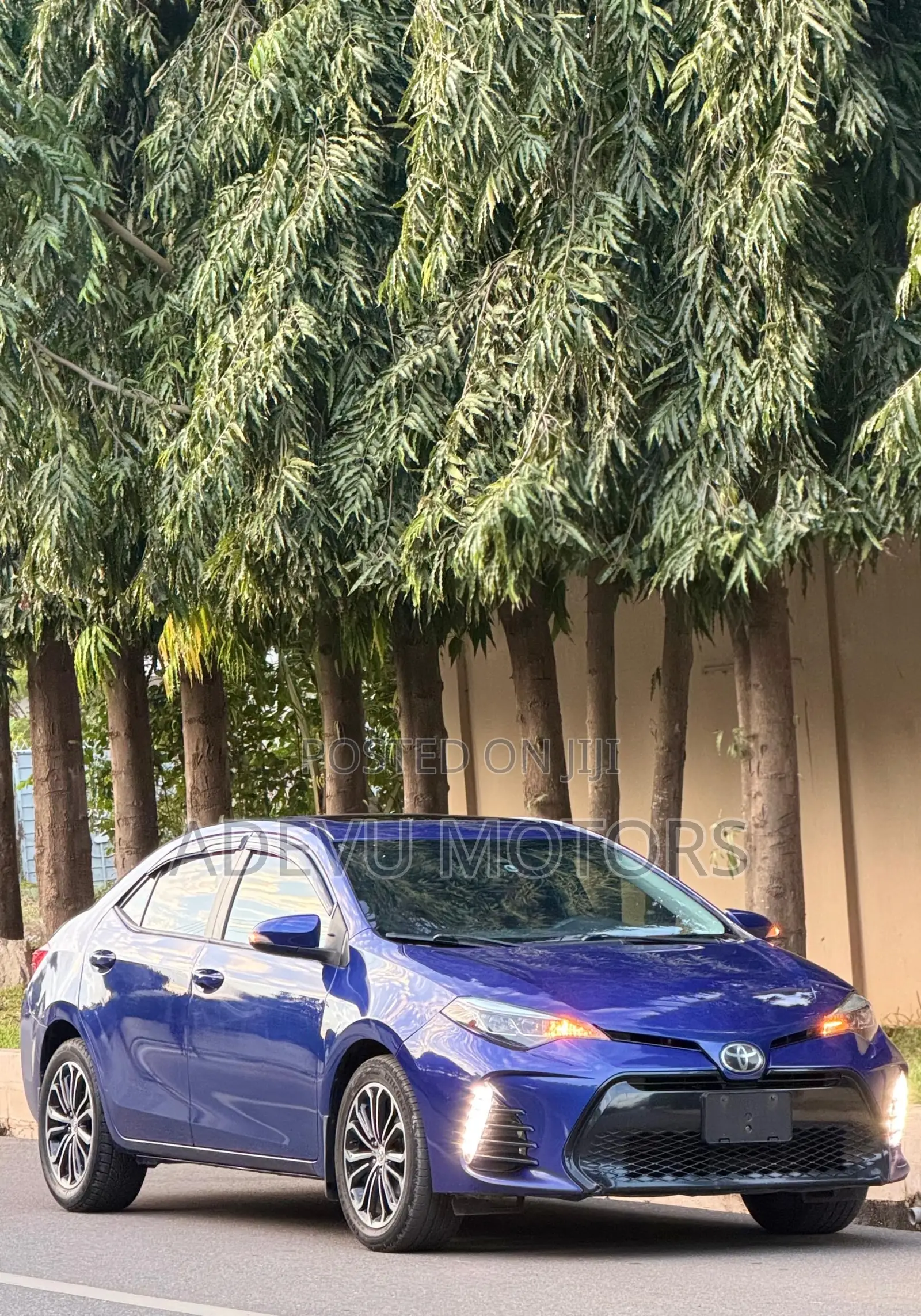 Toyota Corolla XSE (1.8L 4cyl 2A) 2018 Blue