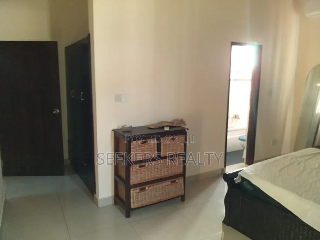 Furnished 2bdrm Apartment in Seekers Realty, Labone SHS Area for rent