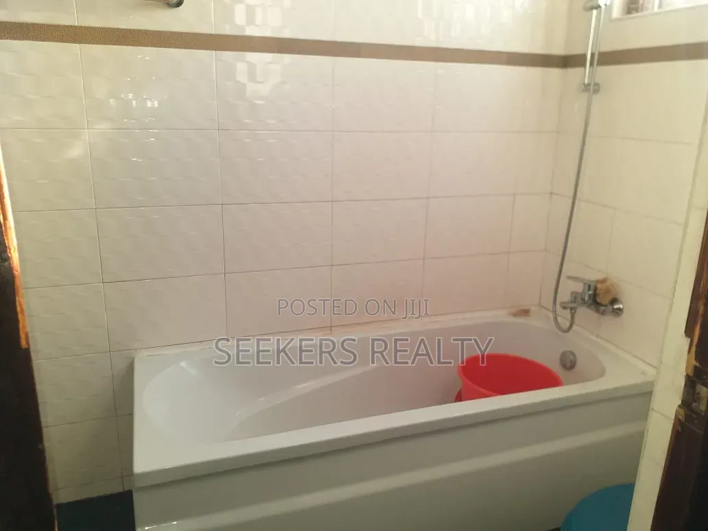 Furnished 2bdrm Apartment in Seekers Realty, Labone SHS Area for rent