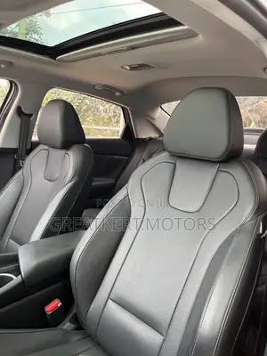 Hyundai Elantra SEL 2023 White