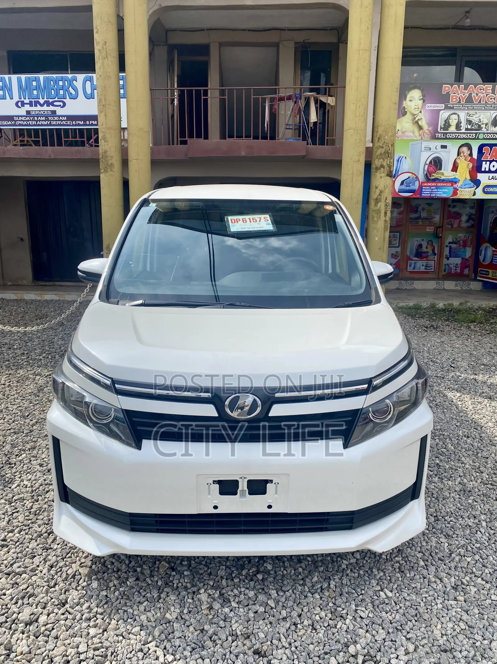 Toyota Voxy 2015 White